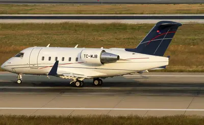 Challenger 604