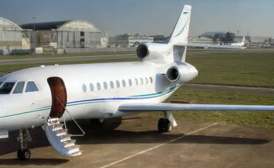 Falcon 900 LX