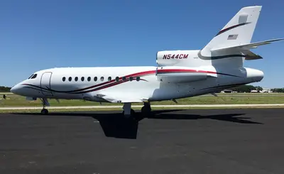 Falcon 900B
