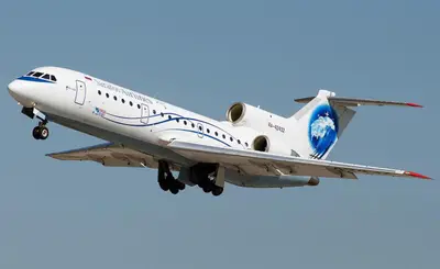 Yak 42 D
