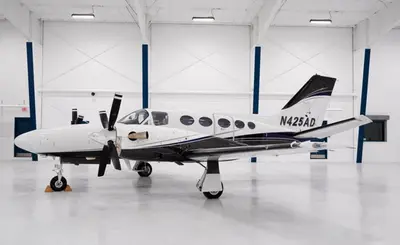 N425AD