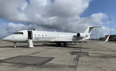 CRJ 200