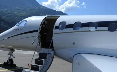 Phenom 300