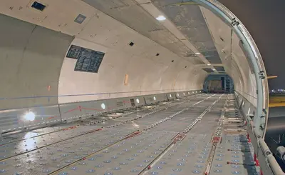 TU-204