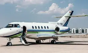 Hawker 750