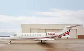 Learjet 75