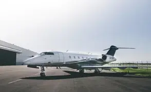 Challenger 300
