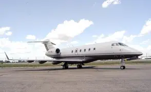 Challenger 300