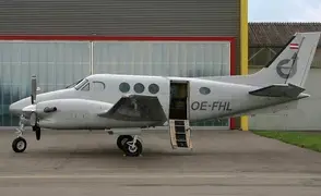 King Air 90
