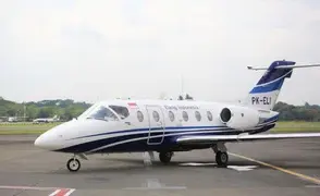 Hawker 400A