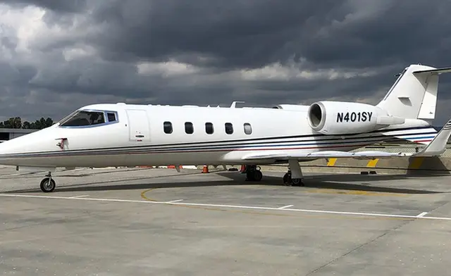 Learjet 60