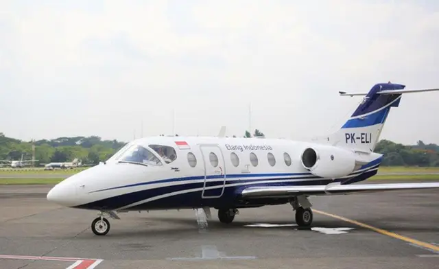 Hawker 400A