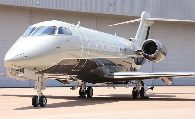 Challenger 300