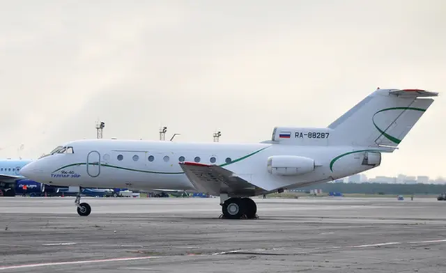 YAK 40 VIP