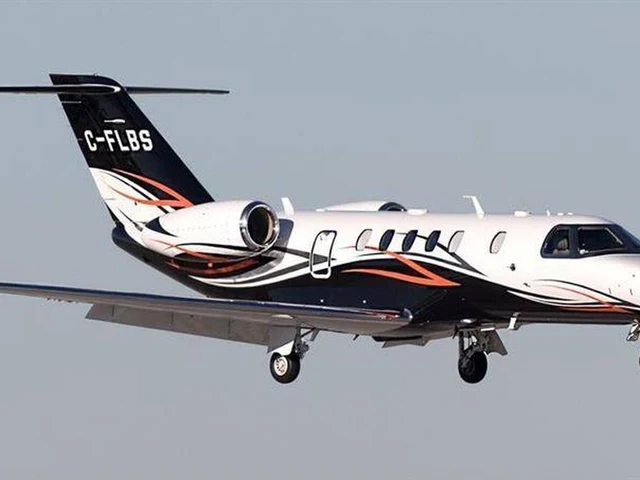 C-FLBS — photo