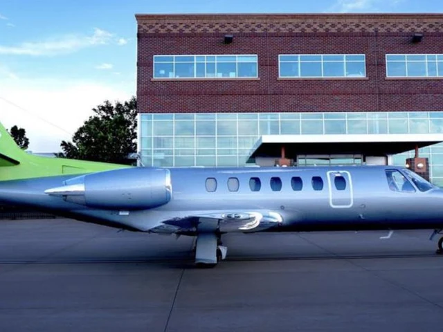 N426SS — photo