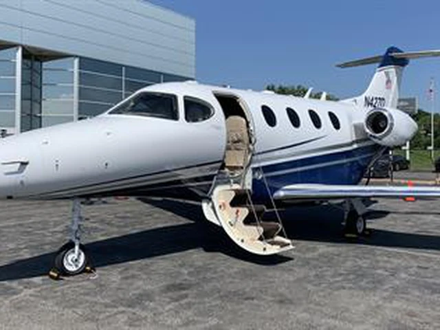 N427D — photo
