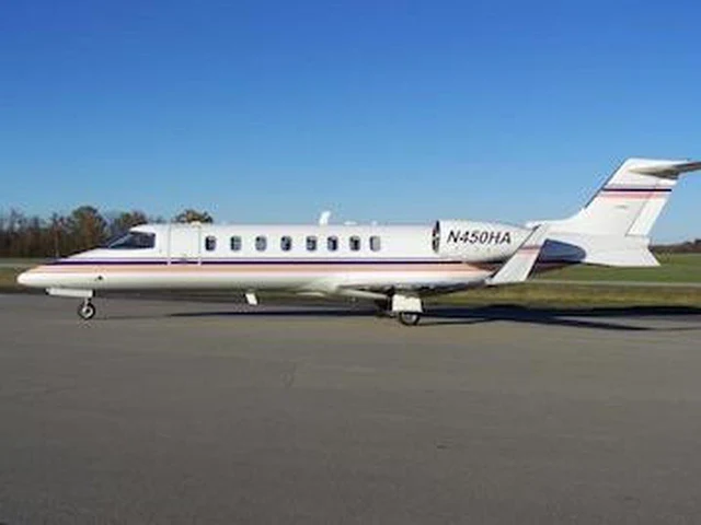 N450HA — photo