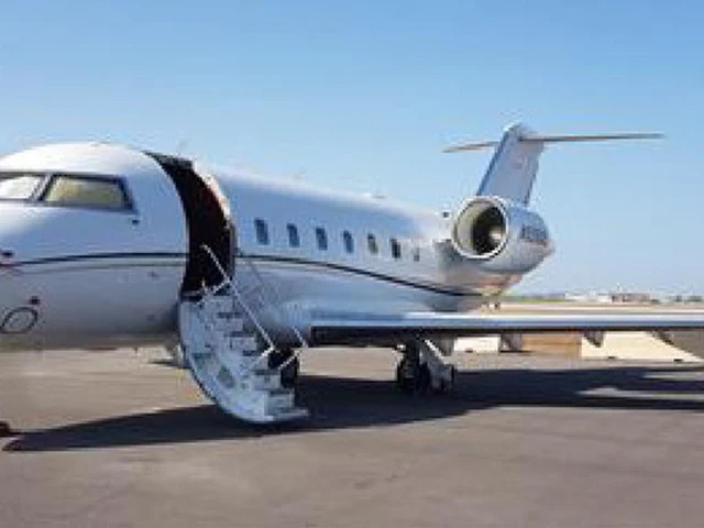 N556US — photo