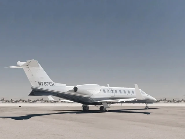 N787CH — photo
