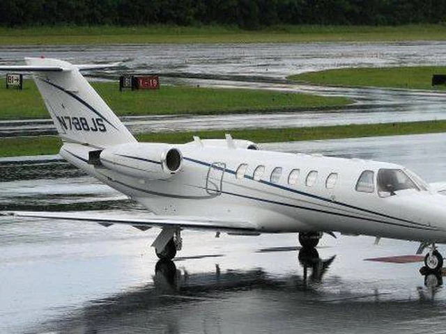 N788JS — photo