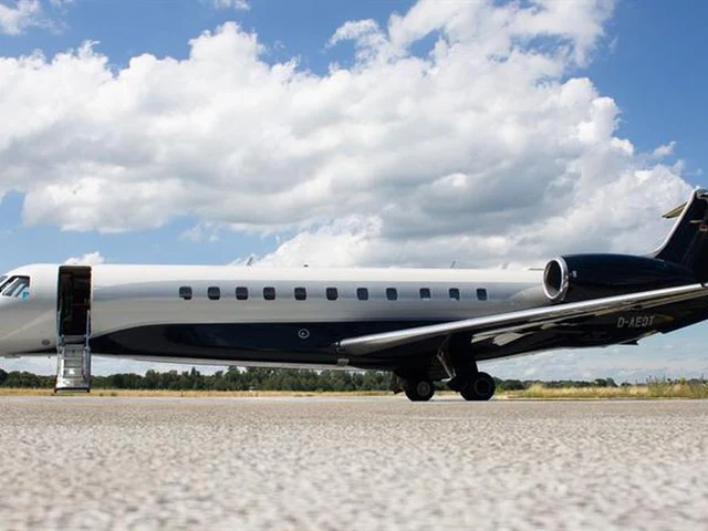 D-AEOT — photo