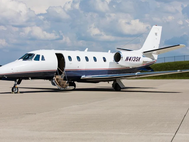 N413SK — photo