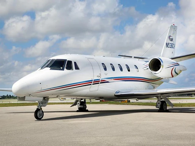 N536CH — photo