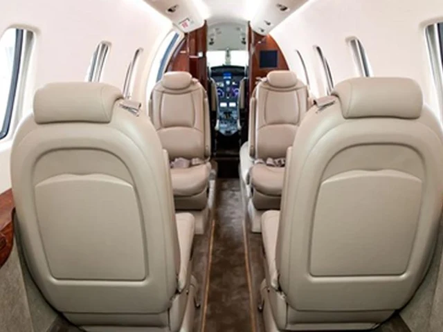 LX-LBE — photo