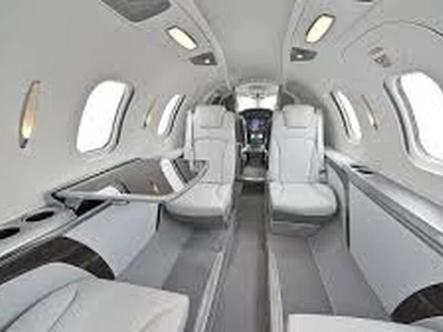N136DT — photo