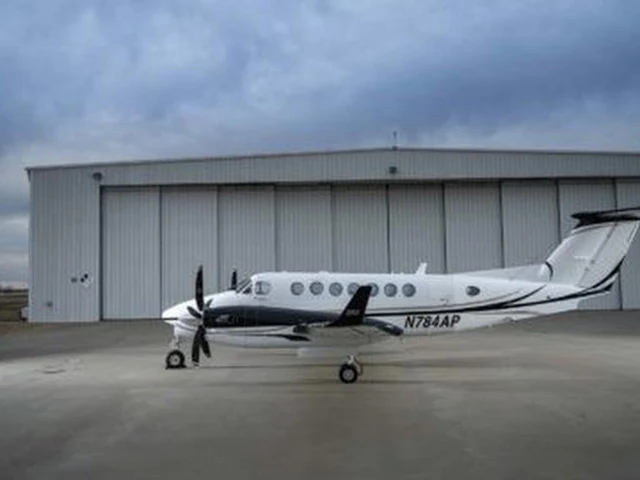 N784AP — photo