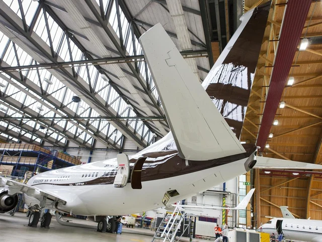 9H-BBJ — photo