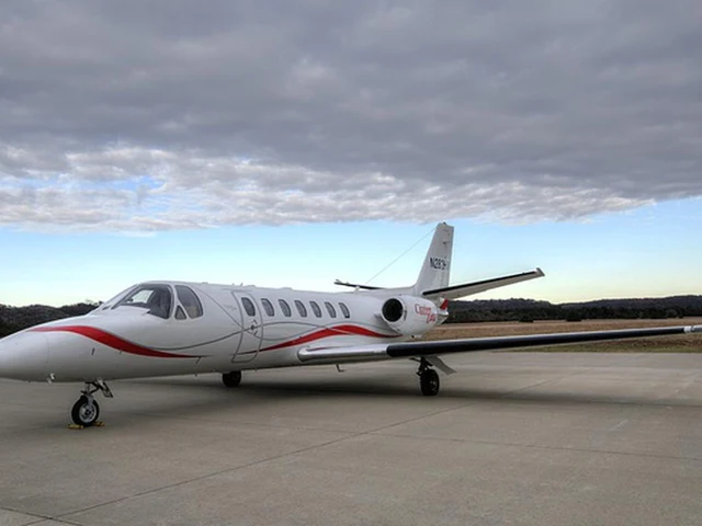 N282HV — photo