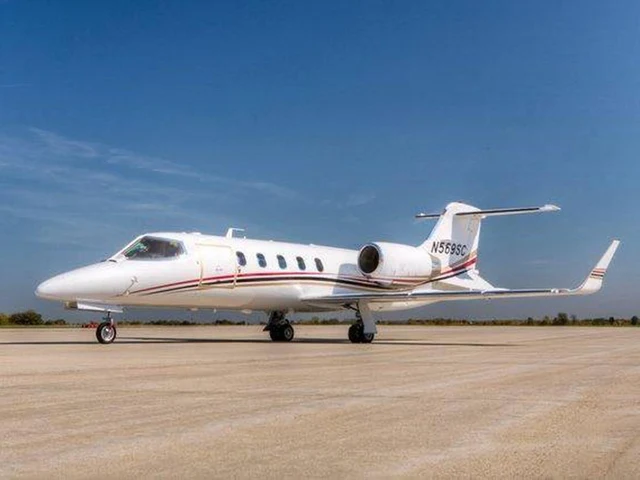 N569SC — photo