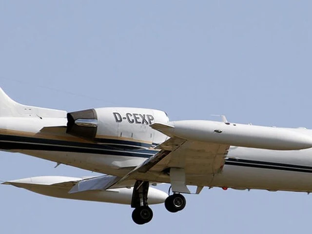 D-CEXP — photo