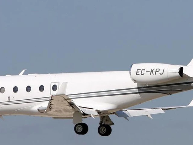 EC-KPJ — photo