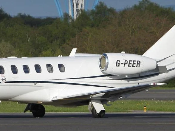 G-PEER — photo