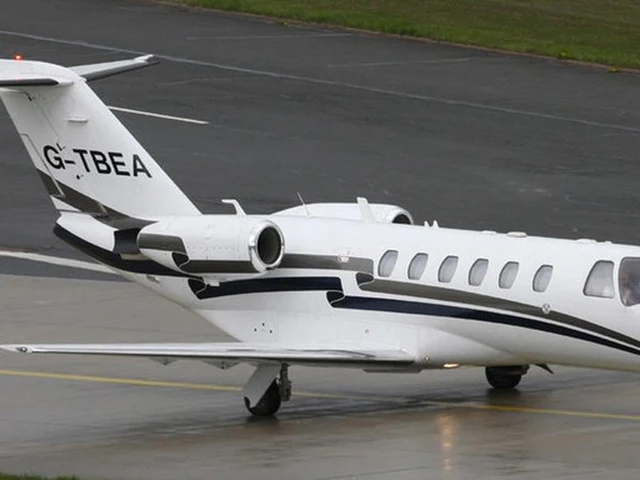 G-TBEA — photo