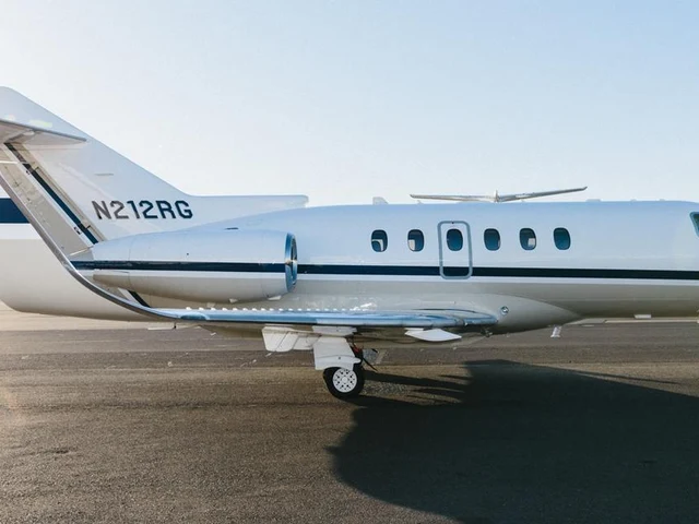 N212RG — photo