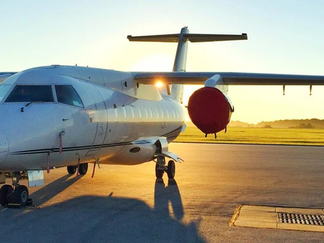 N359SK — photo