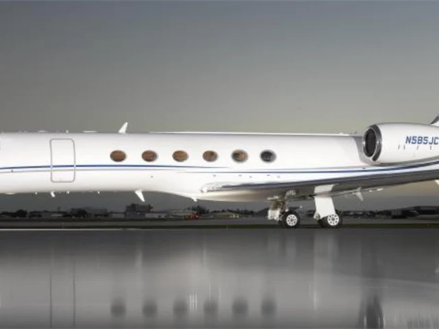 N585JC — photo