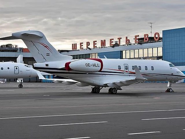 OE-HLL — photo