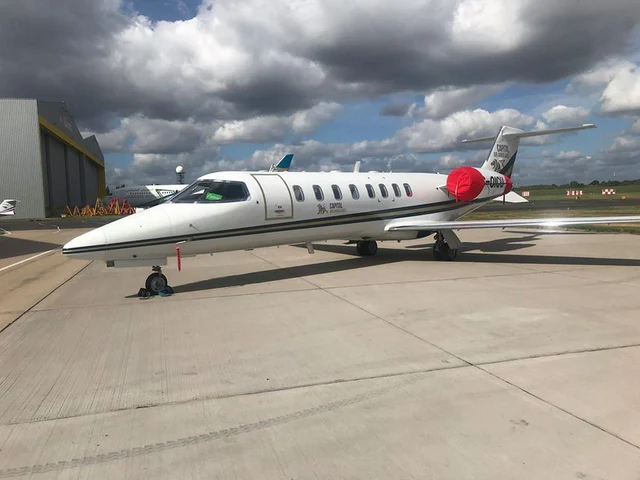 G-OICU — photo