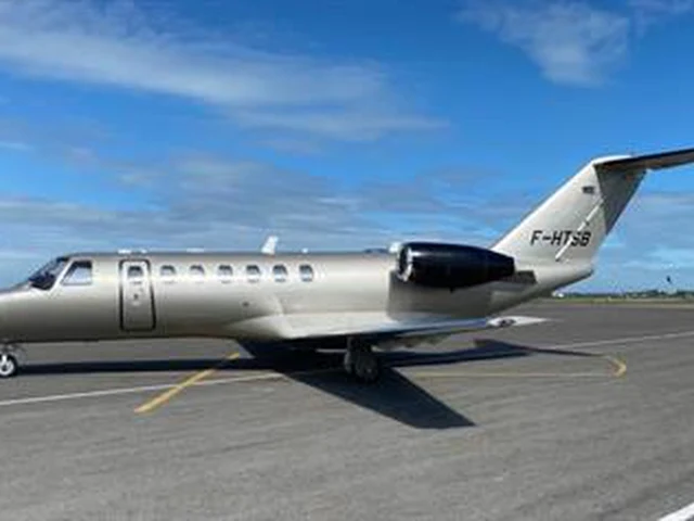 F-HTSB — photo