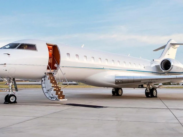 N118MJ — photo