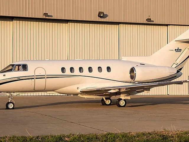 N279CF — photo