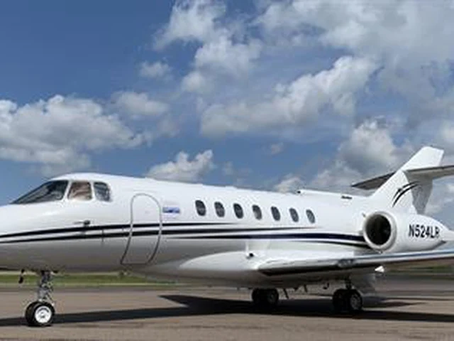 N524LR — photo