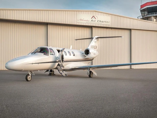 N585DM — photo