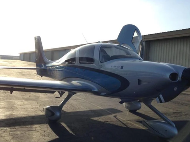 N729KX — photo