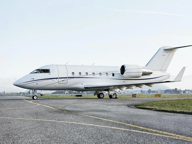 N913VC — photo